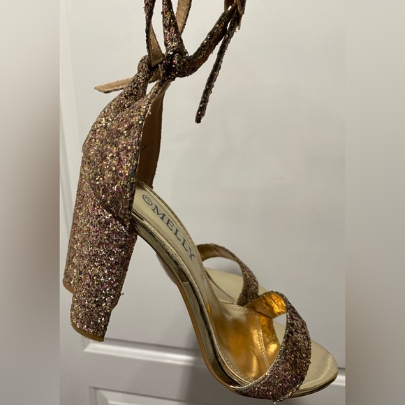 Melly "ROSEMMINA" Ankle Strap Chunky Heels (ROSEGOLDGLITTER) Size 7 - Picture 5 of 9